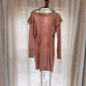 Mauve sweater dress with ruffles